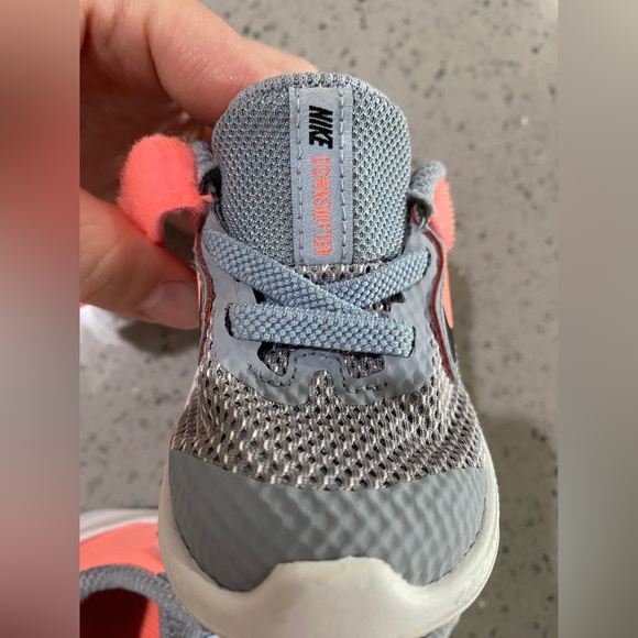 *****SOLD***** Toddler Nikes - Picture 4 of 5